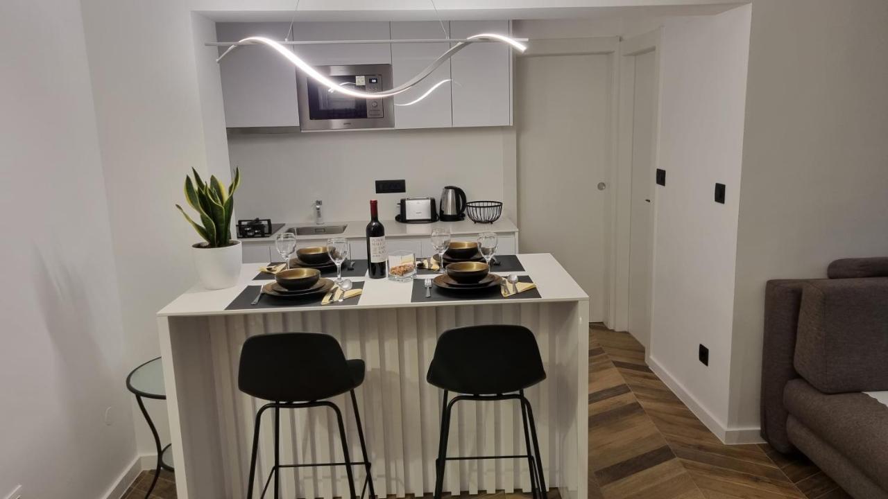 Beautiful Apartment,Amazing View,Parking! 두브로브니크 외부 사진