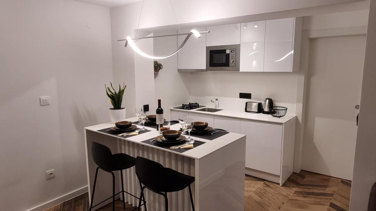 Beautiful Apartment,Amazing View,Parking! 두브로브니크 외부 사진