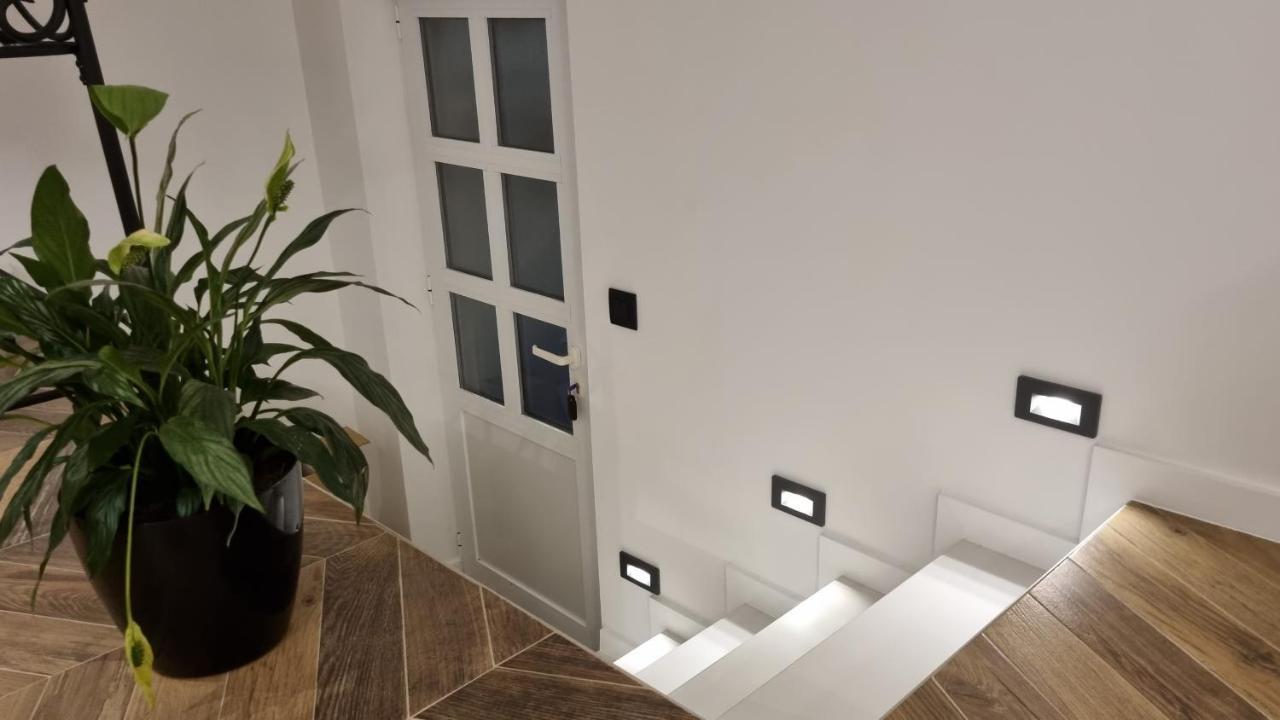 Beautiful Apartment,Amazing View,Parking! 두브로브니크 외부 사진